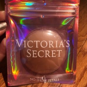 Victoria’s Secret No Show Petals